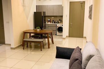 Zentro Residences @ 16 Sierra