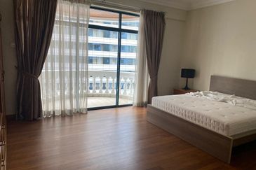 Corinthian Condominium