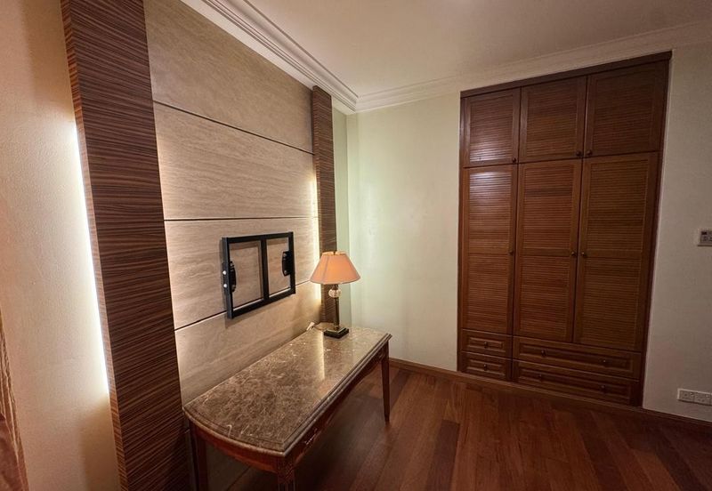 Corinthian Condominium