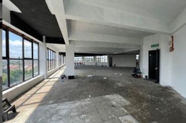 Taipan Business Centre, USJ 10