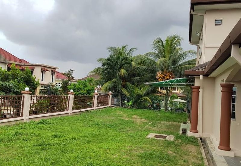 Bandar Tun Hussein Onn