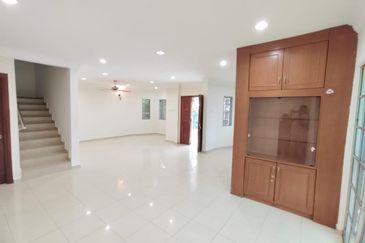 Bandar Tun Hussein Onn