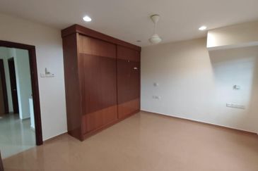 Bandar Tun Hussein Onn