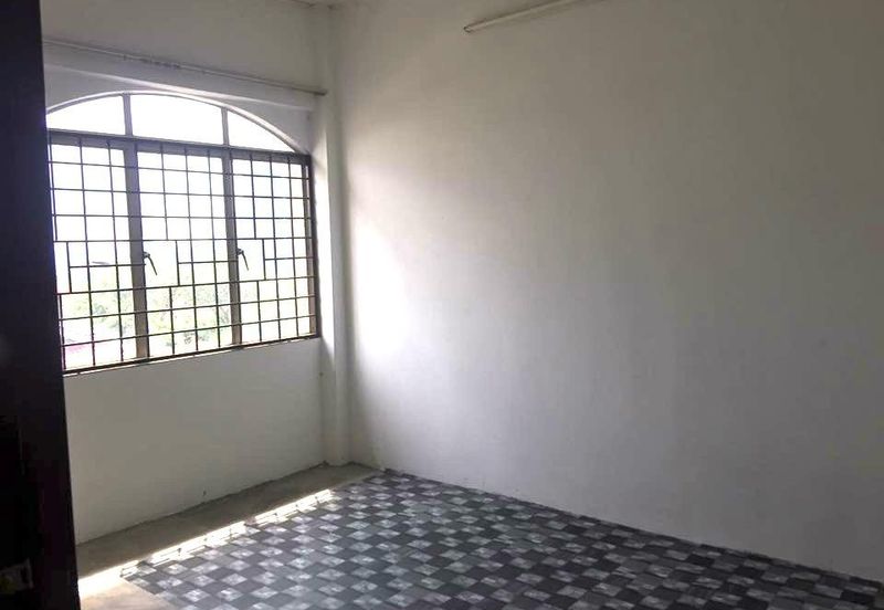 Apartment Kampung Tunku