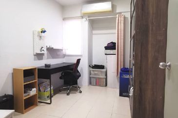 Beverly Tower @ Plaza Medan Putra