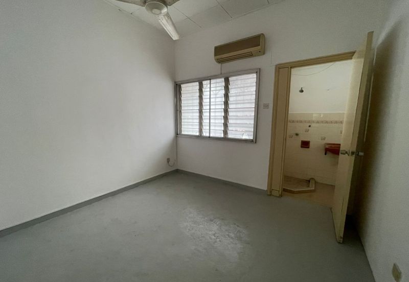 Bandar Menjalara (Desa Seri Mahkota)