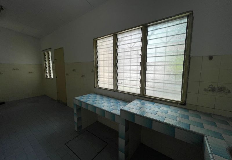 Bandar Menjalara (Desa Seri Mahkota)