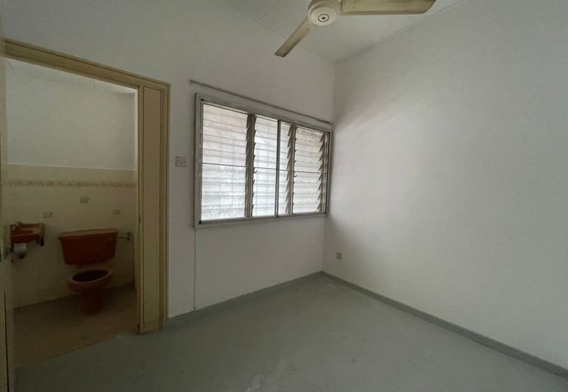 Bandar Menjalara (Desa Seri Mahkota)