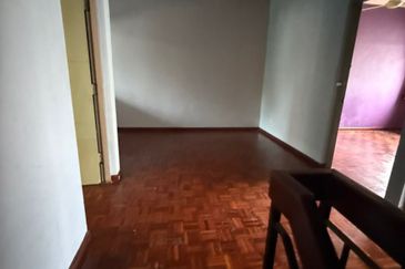 Bandar Menjalara (Desa Seri Mahkota)