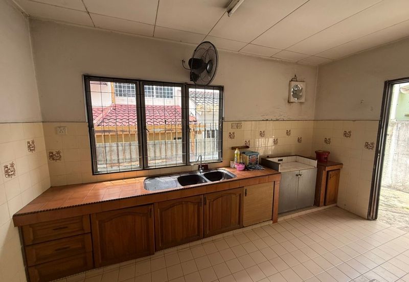 Bandar Menjalara (Desa Seri Mahkota)