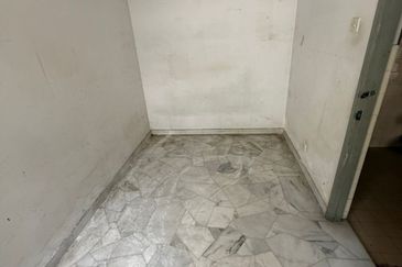 Bandar Menjalara (Desa Seri Mahkota)