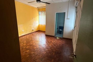 Bandar Menjalara (Desa Seri Mahkota)