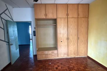 Bandar Menjalara (Desa Seri Mahkota)