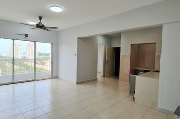 Beverly Tower @ Plaza Medan Putra