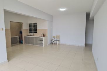 Beverly Tower @ Plaza Medan Putra