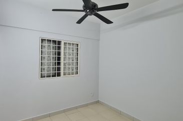 Beverly Tower @ Plaza Medan Putra