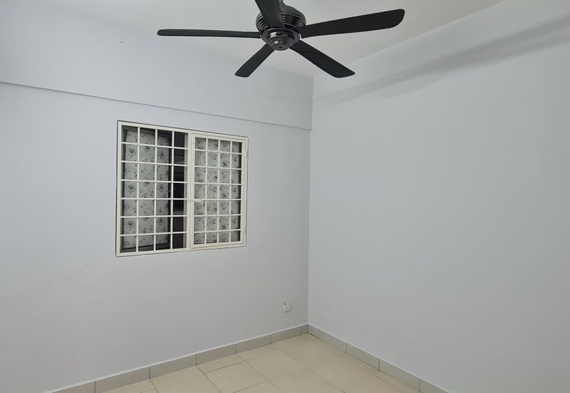 Beverly Tower @ Plaza Medan Putra