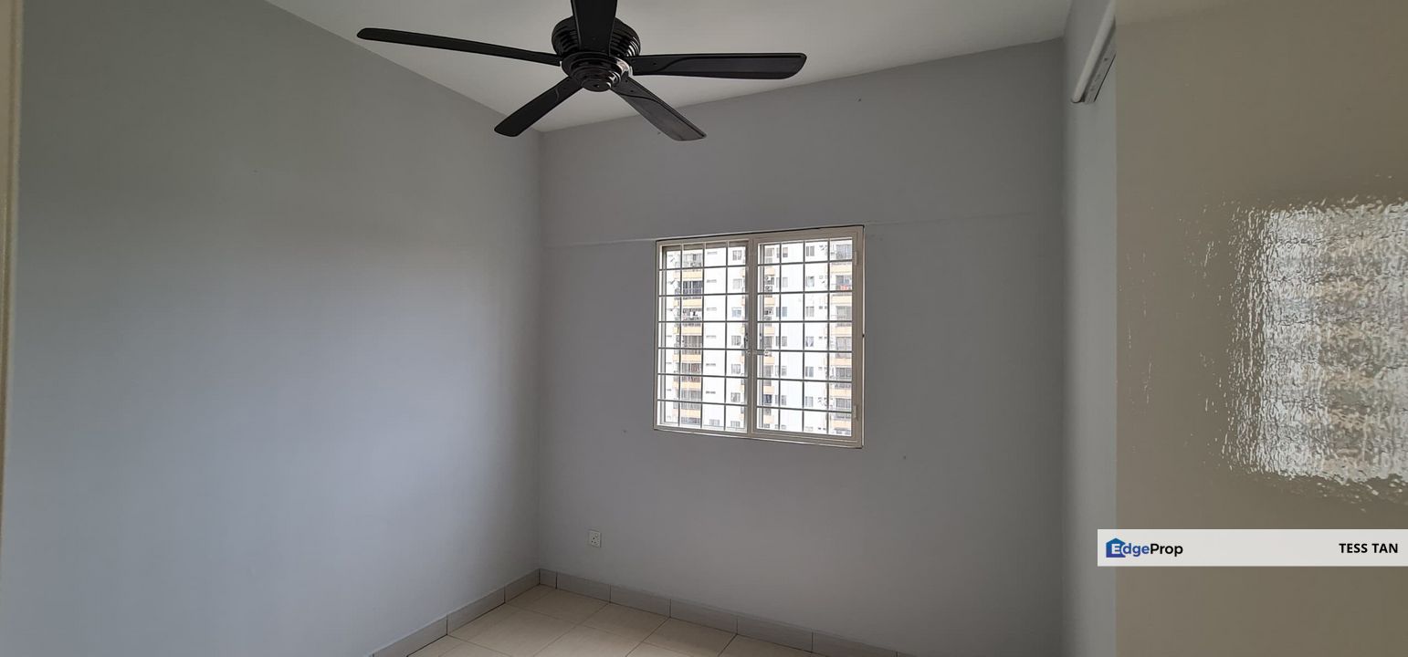 Beverly 2 Medan Putra Menjalara Corner Newly Paint & Touch up, Kuala Lumpur, Bandar Menjalara