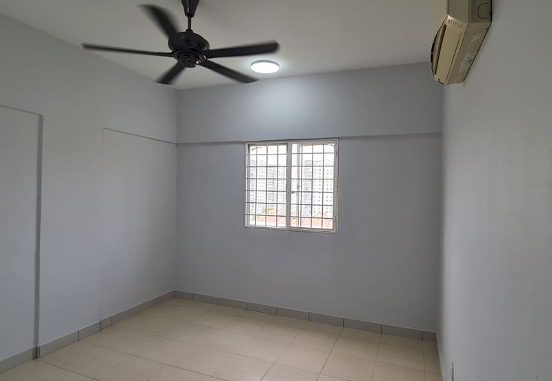 Beverly Tower @ Plaza Medan Putra