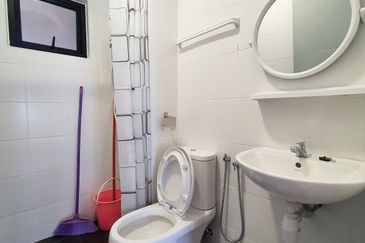 M Suite @ Desa Park North