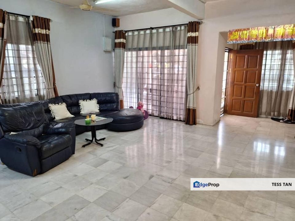 Taman Wangsa Permai 2 Storey Terrace House End Lot, Kuala Lumpur, Kepong