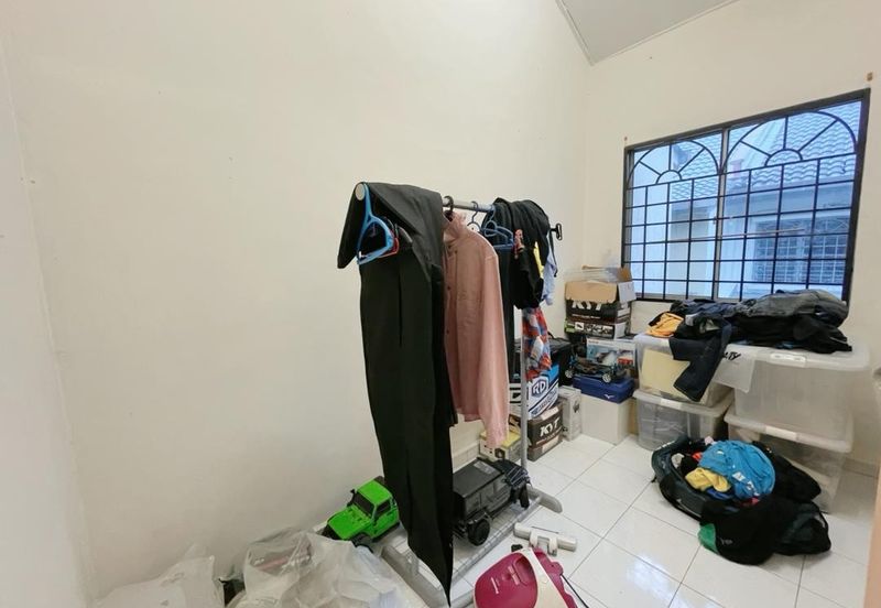 Bandar Menjalara (Desa Seri Mahkota)