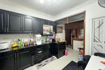 Bandar Menjalara (Desa Seri Mahkota)