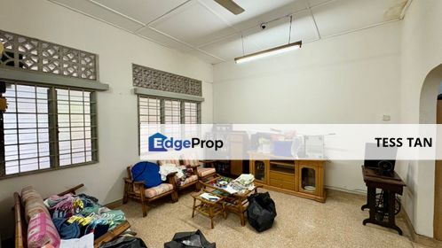 Taman Kepong Single Storey Terrace House, Kuala Lumpur, Kepong