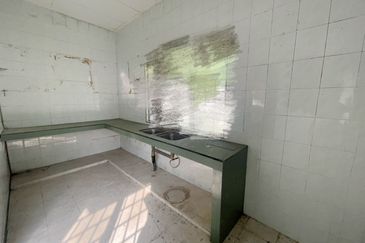 Bandar Menjalara (Desa Seri Mahkota)