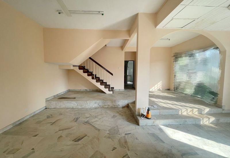 Bandar Menjalara (Desa Seri Mahkota)