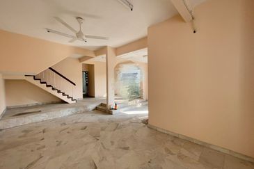 Bandar Menjalara (Desa Seri Mahkota)