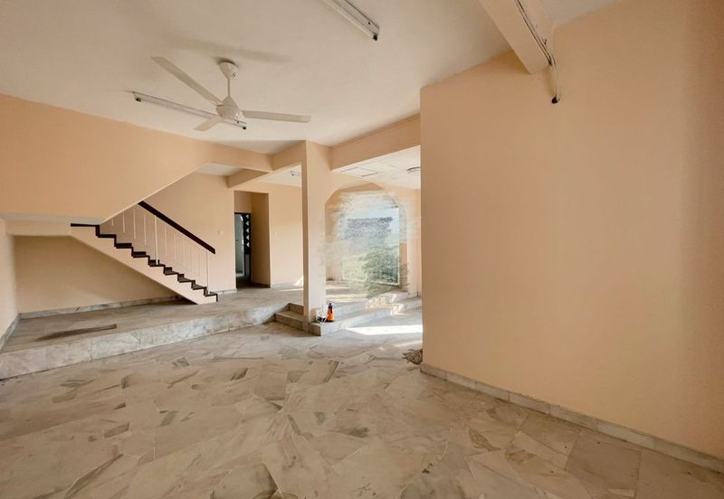 Bandar Menjalara (Desa Seri Mahkota)