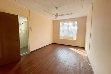 Bandar Menjalara (Desa Seri Mahkota)