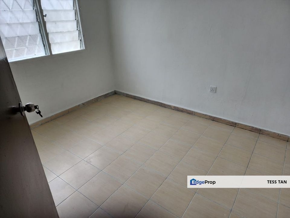 Taman Sri Sinar 2.5 Storey Terrace House, Kuala Lumpur, Segambut