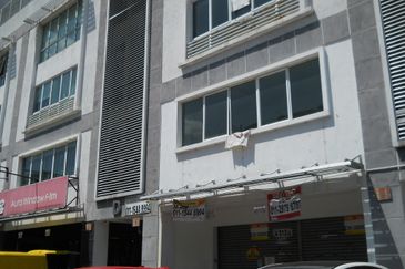 Parklane Commercial Hub