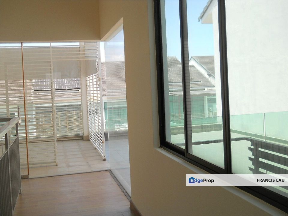 Nego to let go, Selangor, Shah Alam