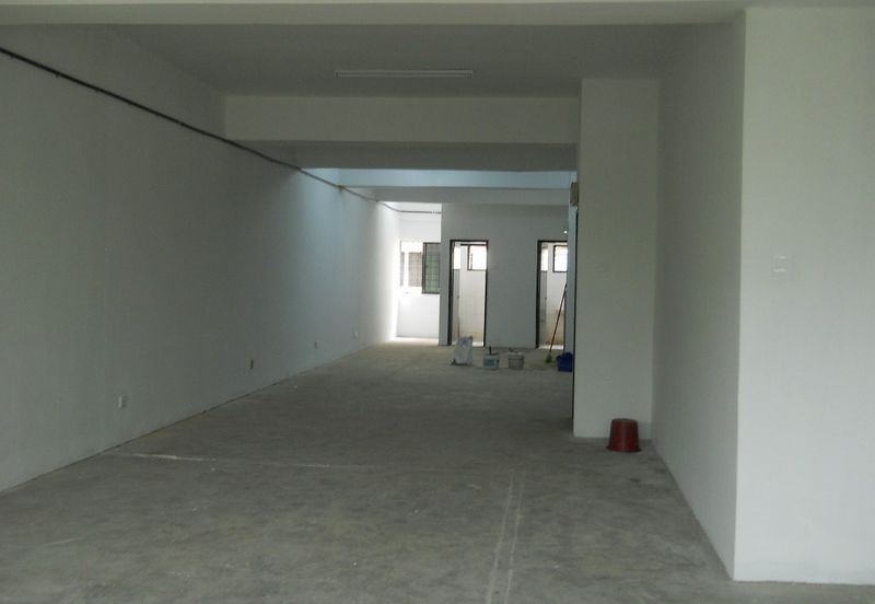 Kayu Ara Business Park, Kayu Ara