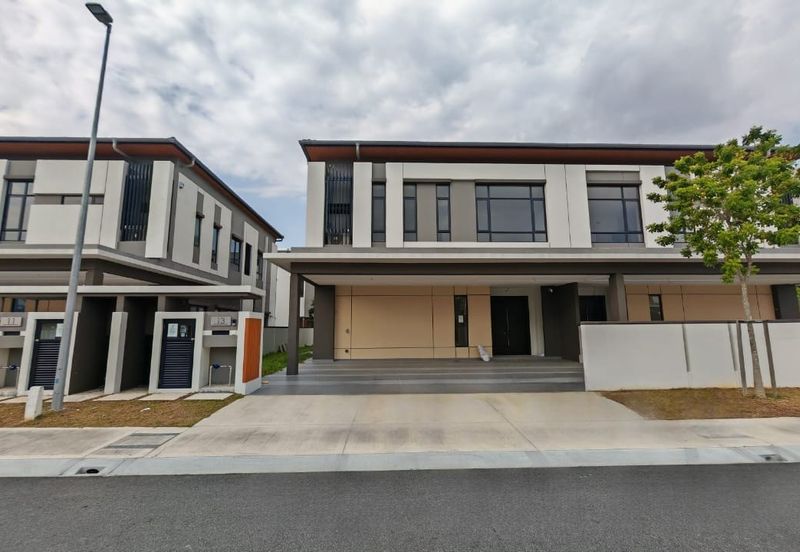 Hana Residences, Tropicana Aman