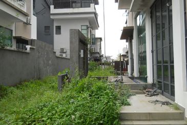 Jelutong Heights