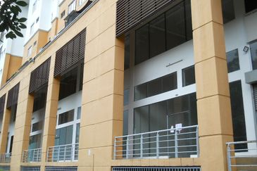 Taman Daya Shop Apartment