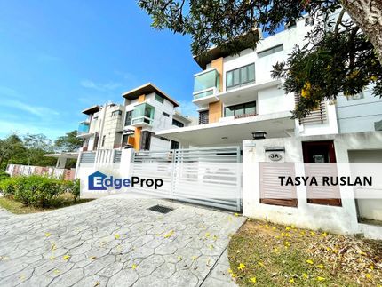 Triple Storey Semi-D Sunville Villa Bandar Sungai Long For Sale, Selangor, Kajang