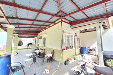 Bolton Industrial Park