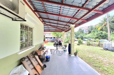 Bolton Industrial Park