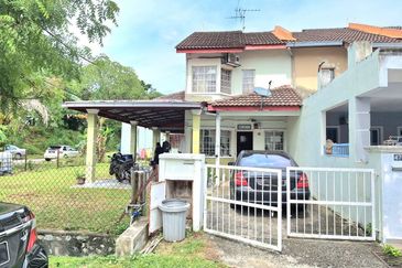 Bolton Industrial Park