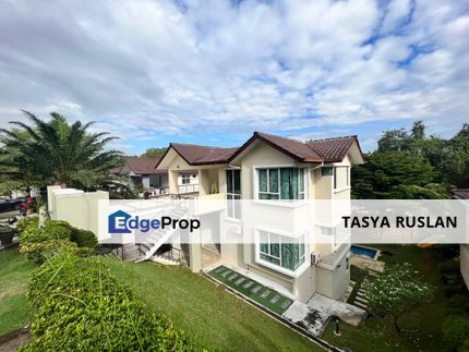 Triple Storey Classic Bungalow Teratai Villas Kayangan Heights U9 Shah Alam For Sale, Selangor, Shah Alam