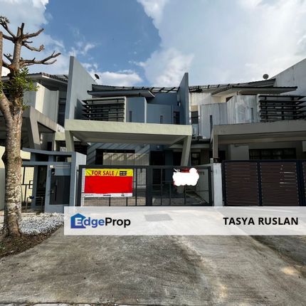 Triple Storey Laman Glenmarie Shah Alam For Sale, Selangor, Glenmarie