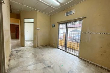 Taman Seri Mahkota Aman