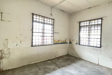 Taman Seri Mahkota Aman