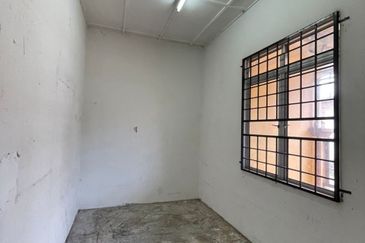 Taman Seri Mahkota Aman