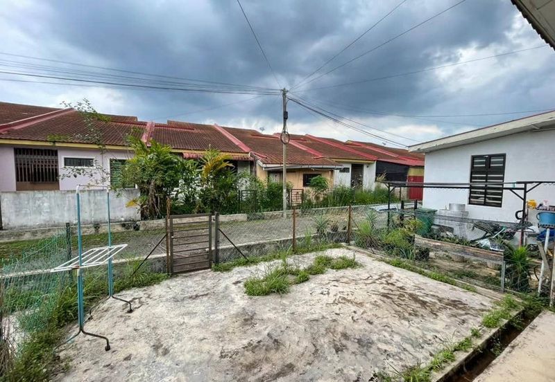 TAMAN PANDAN AMAN PECAHAN LOT 40619